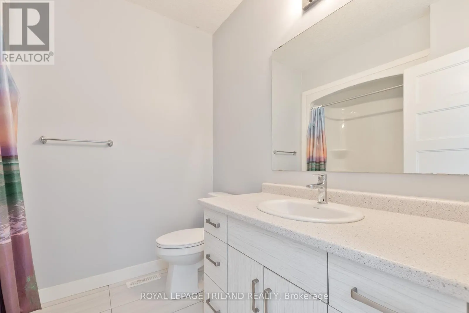 927 SARNIA ROAD