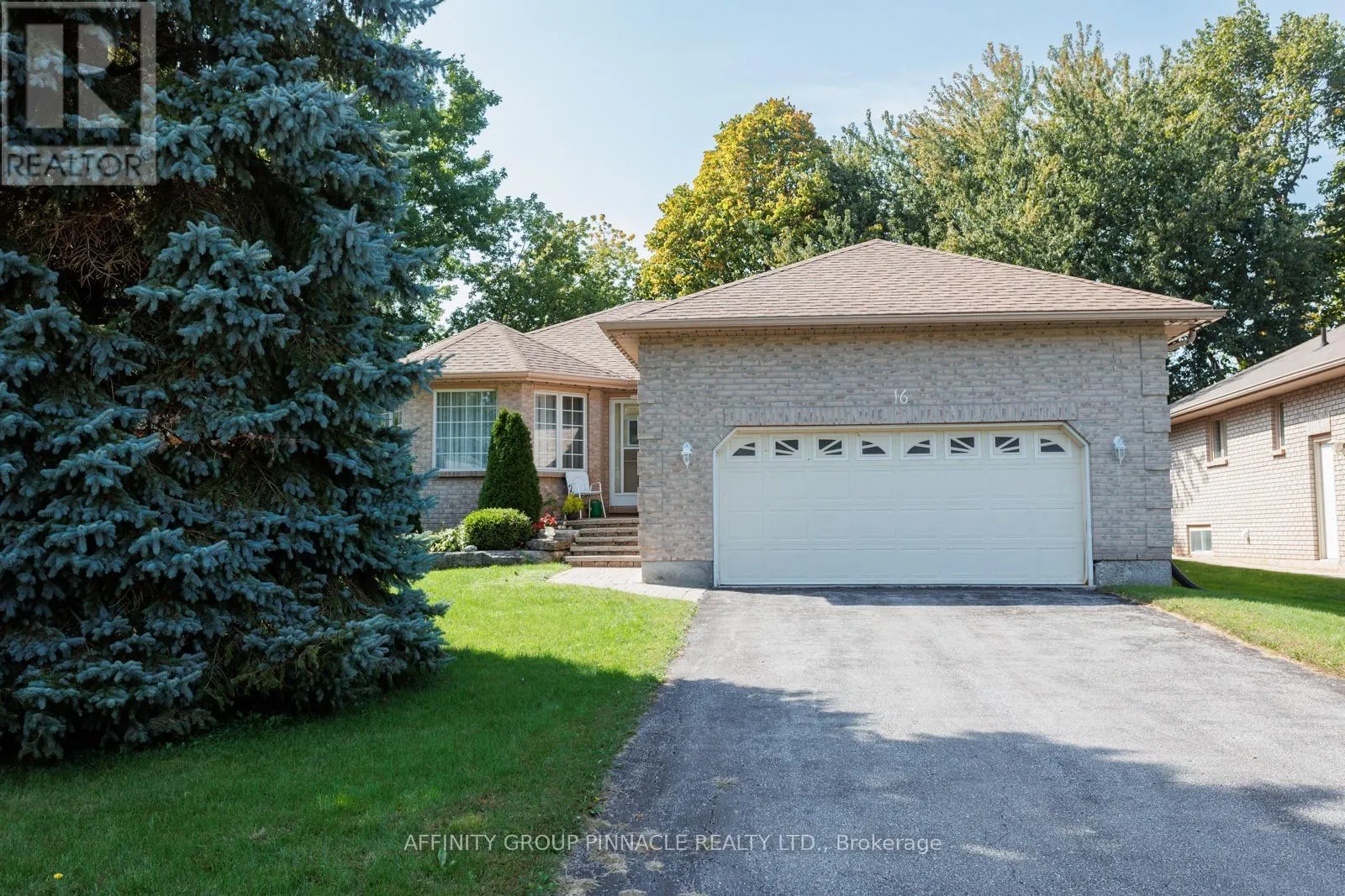 16 HILLVIEW DRIVE