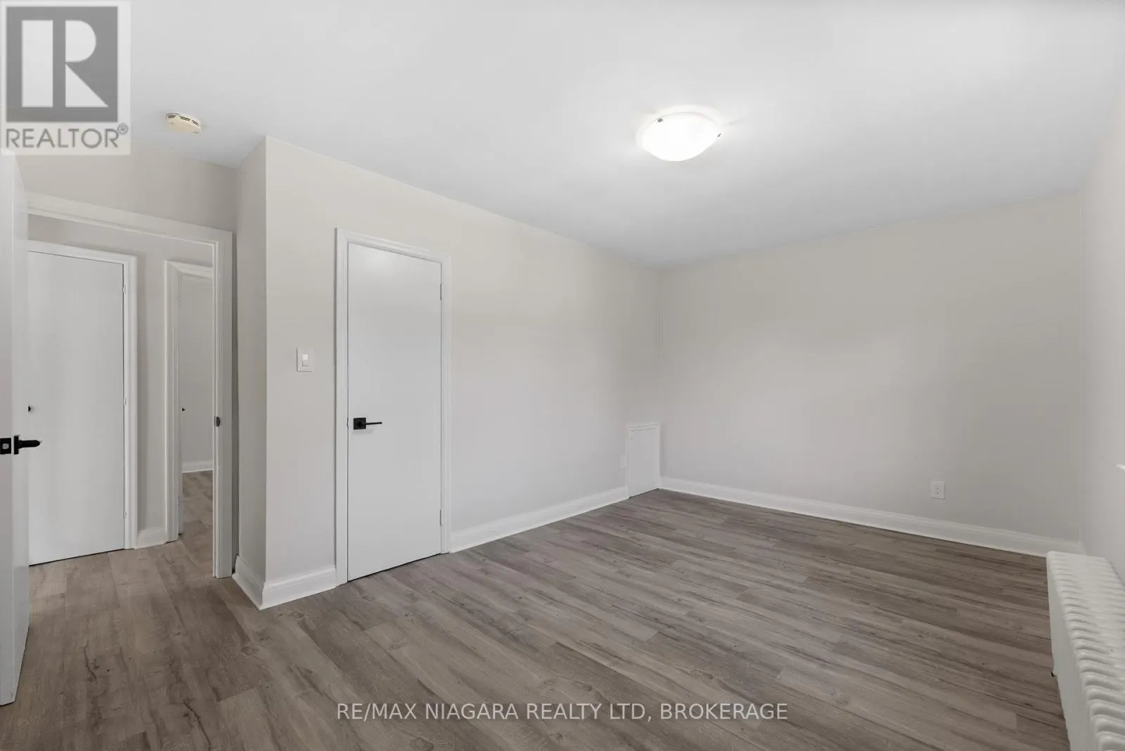 24 GALE CRESCENT