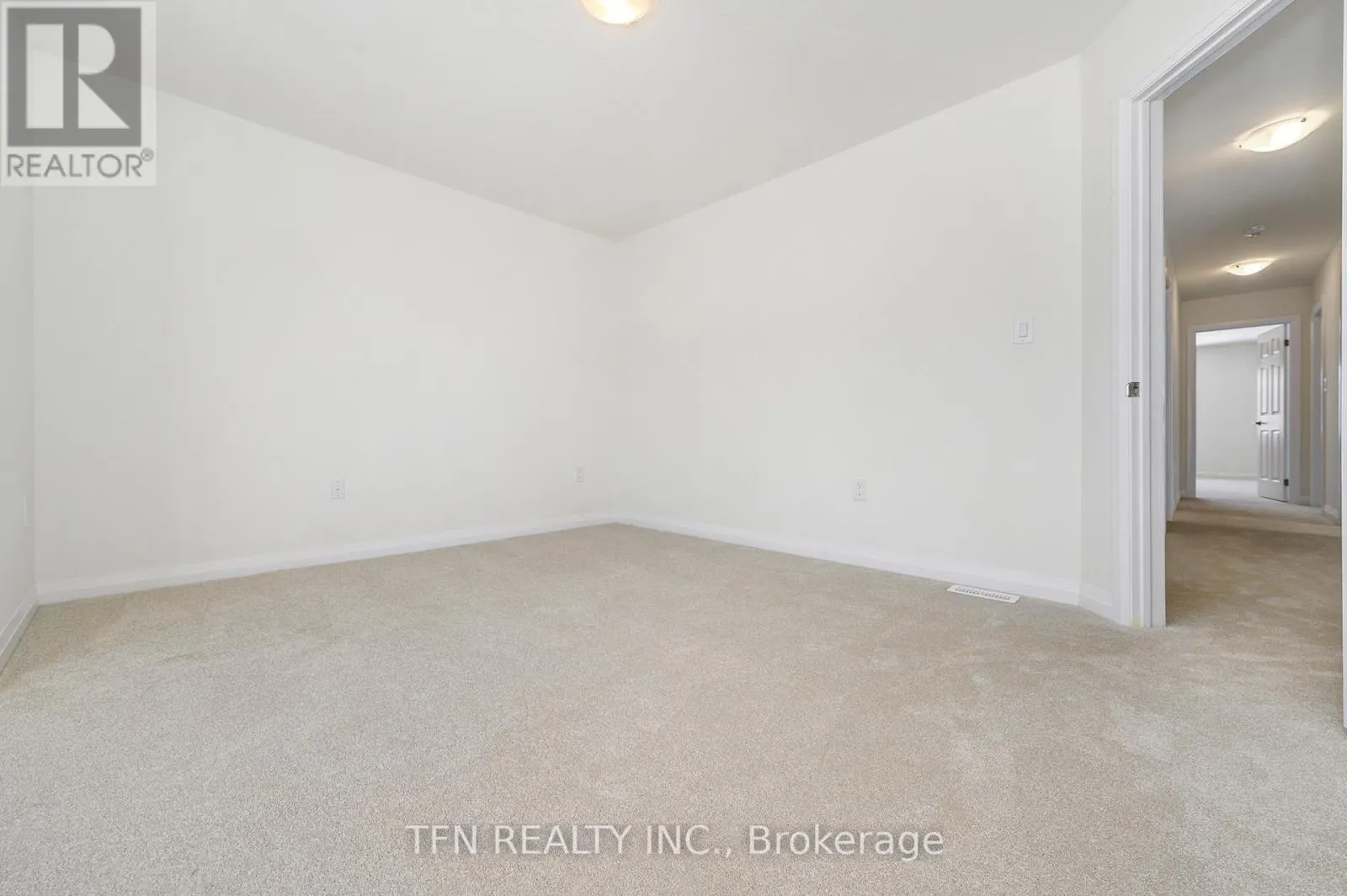36 STANLEY AVENUE