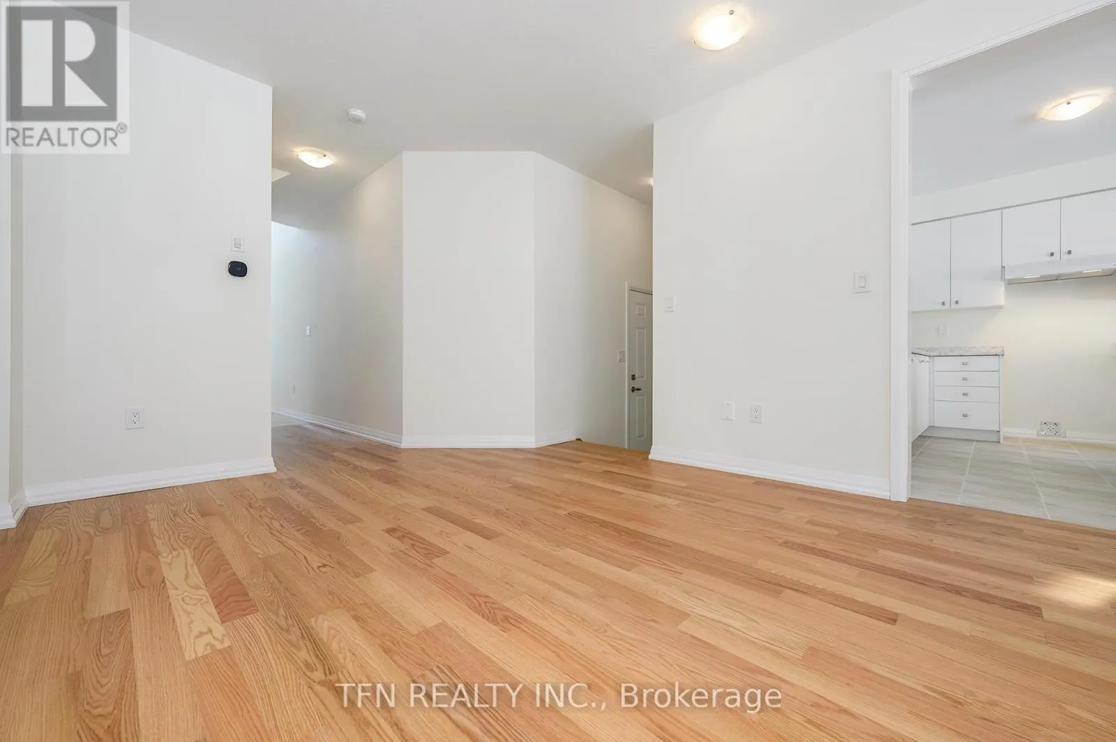 36 STANLEY AVENUE