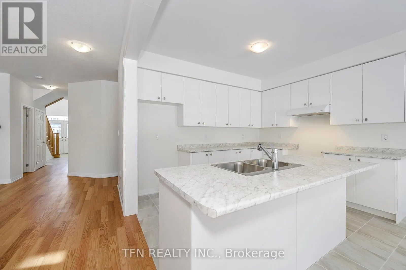 36 STANLEY AVENUE