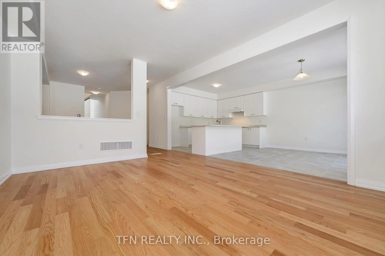 36 STANLEY AVENUE