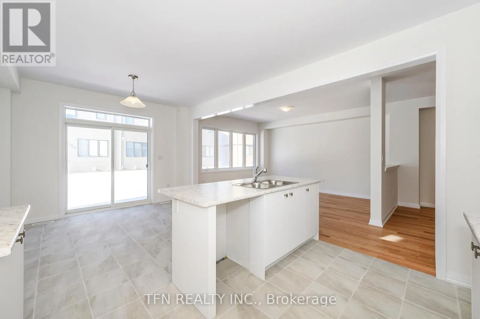 36 STANLEY AVENUE