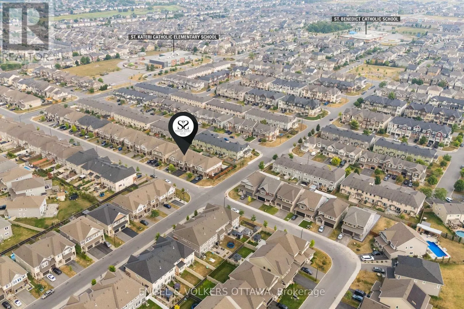 627 EGRET WAY