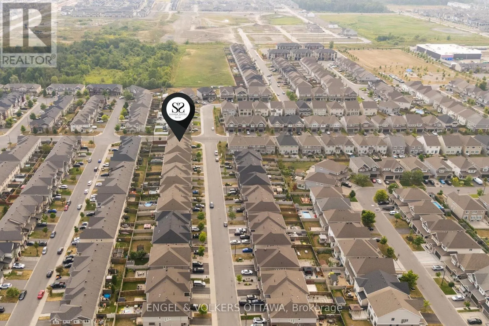 627 EGRET WAY