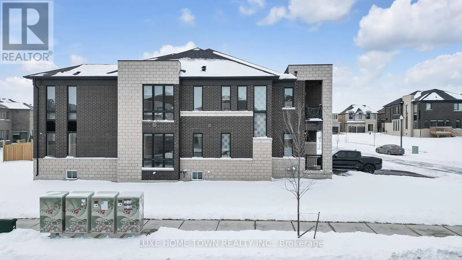 101 PRINCE CHARLES CRESCENT