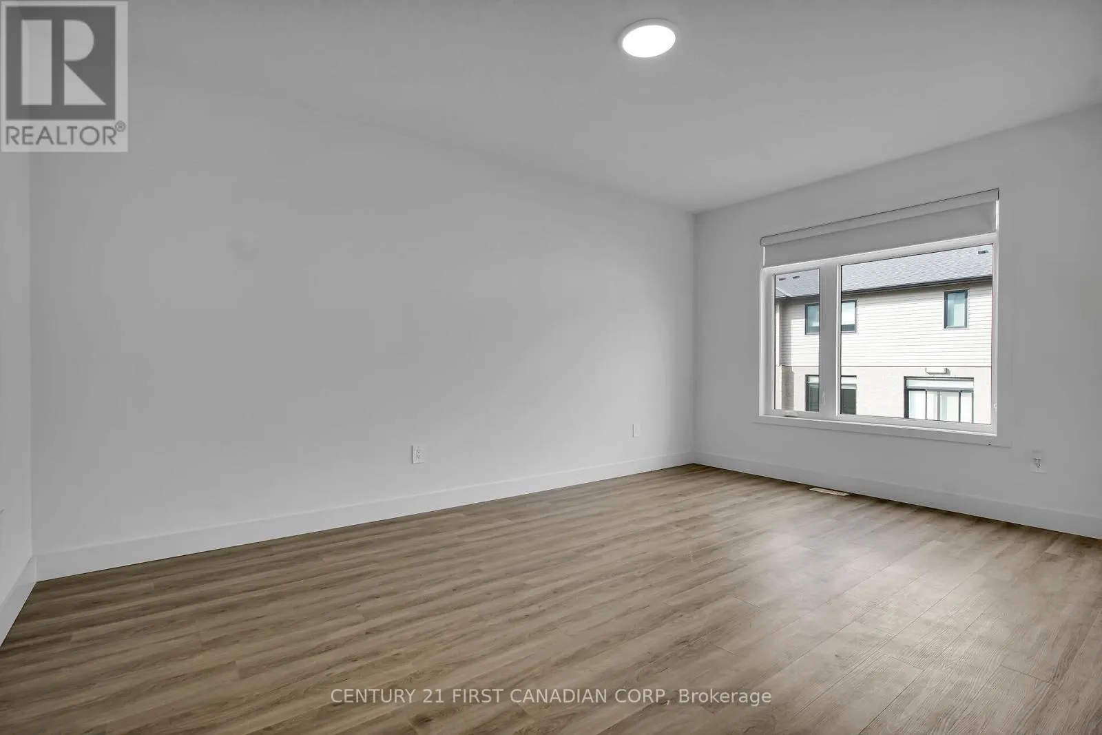 31 - 3635 SOUTHBRIDGE AVENUE, #31