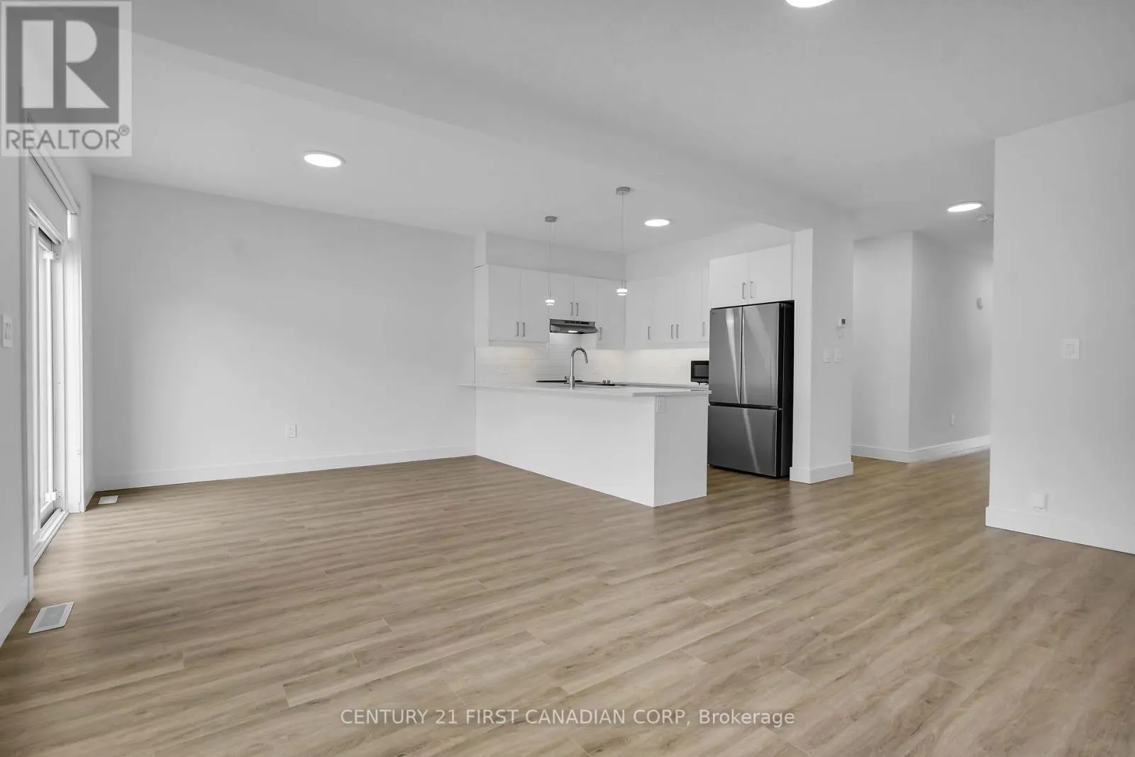 31 - 3635 SOUTHBRIDGE AVENUE, #31