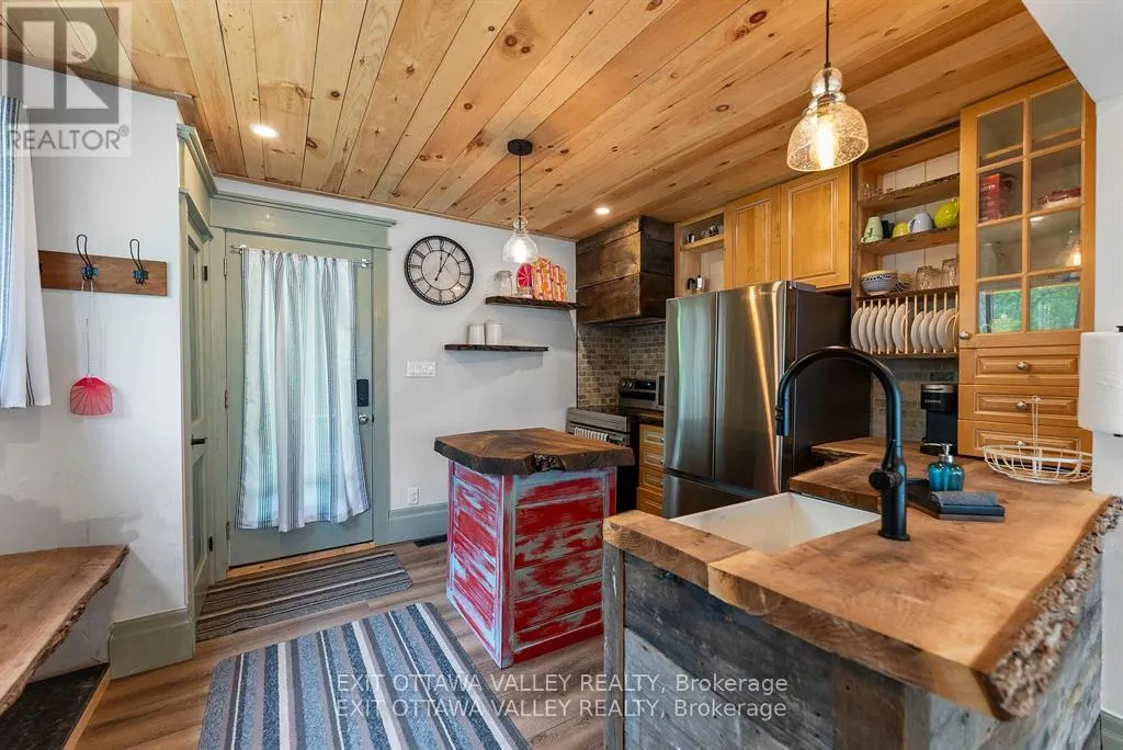 303 GERVAIS ROAD