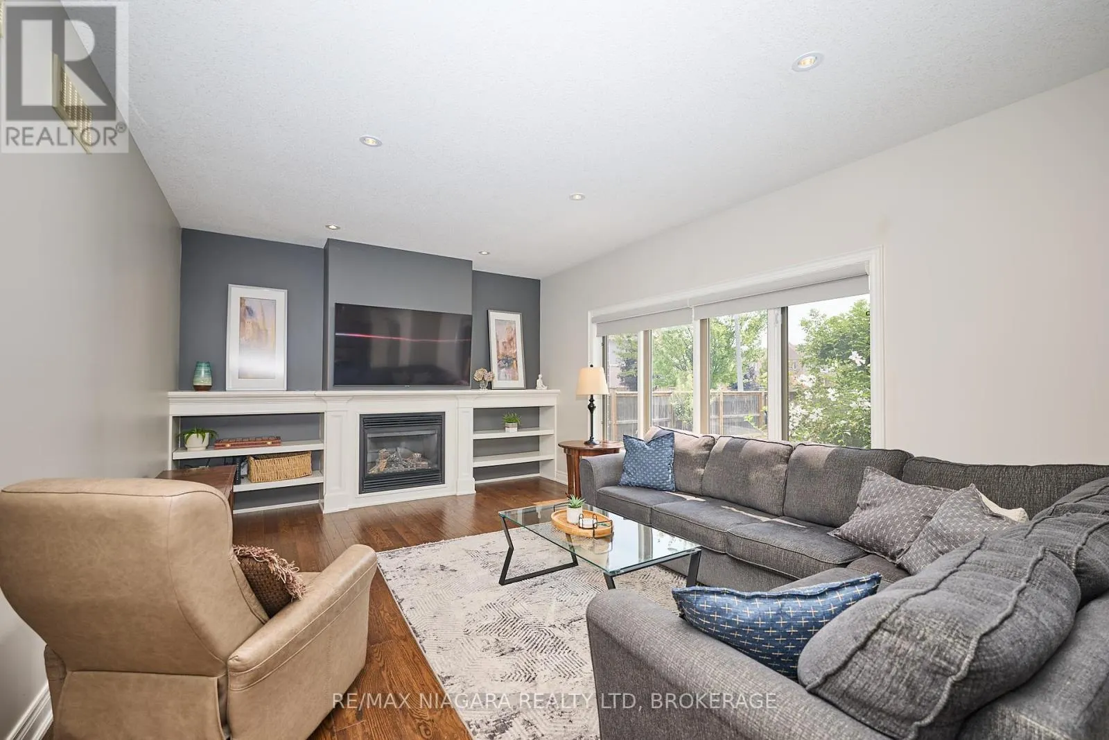 8786 ANGIE DRIVE