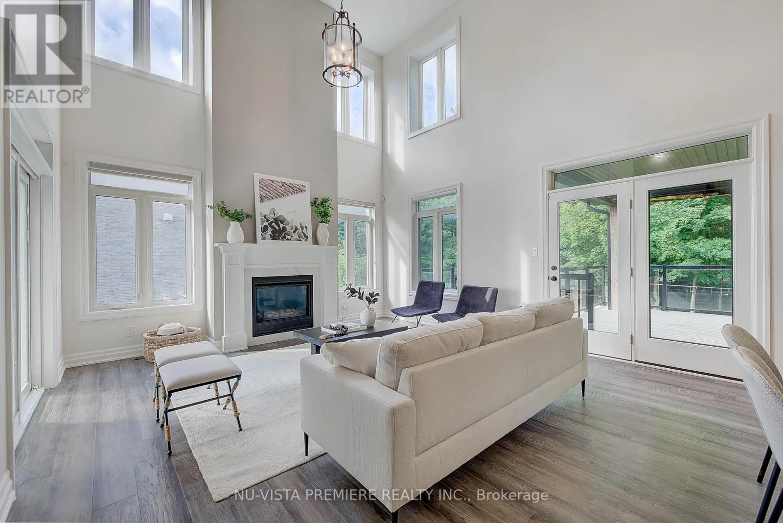 268 SONGBIRD LANE