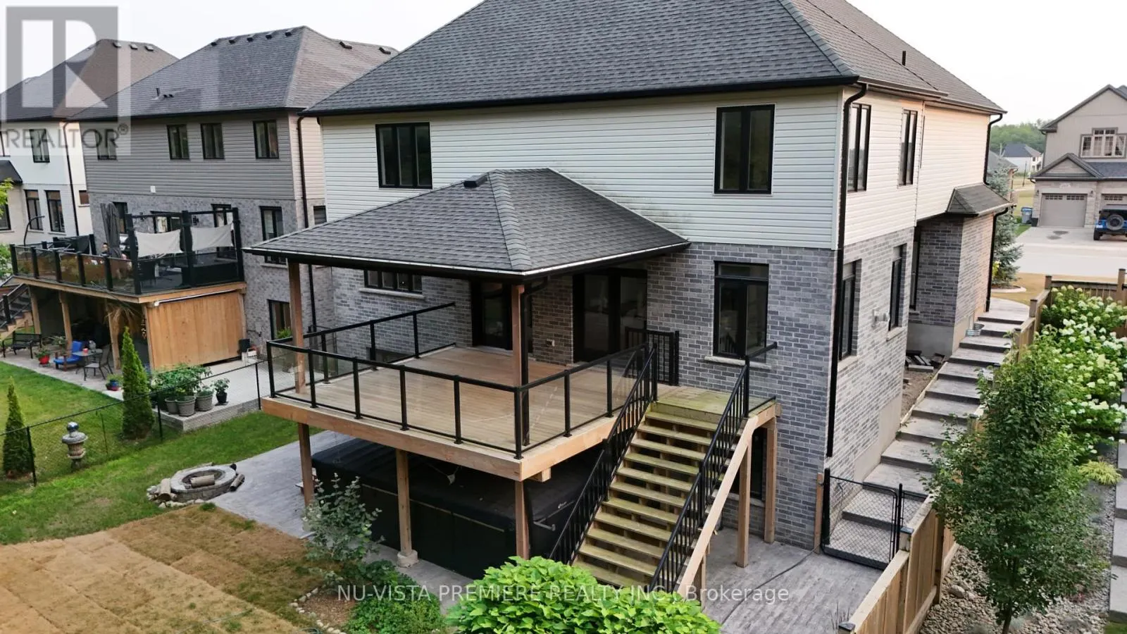 268 SONGBIRD LANE