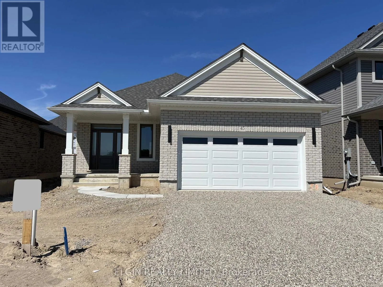 45 HEMLOCK CRESCENT