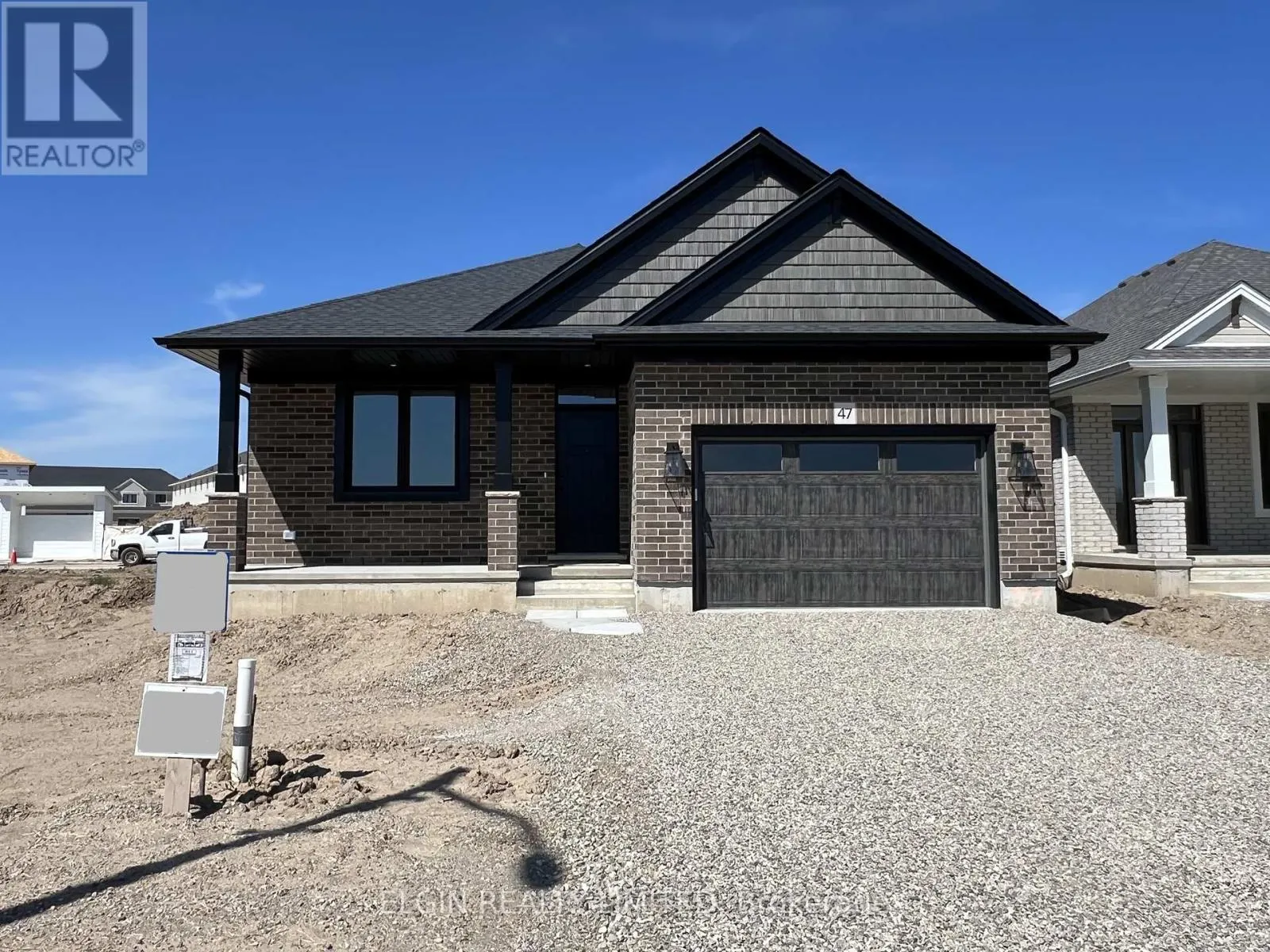 47 HEMLOCK CRESCENT