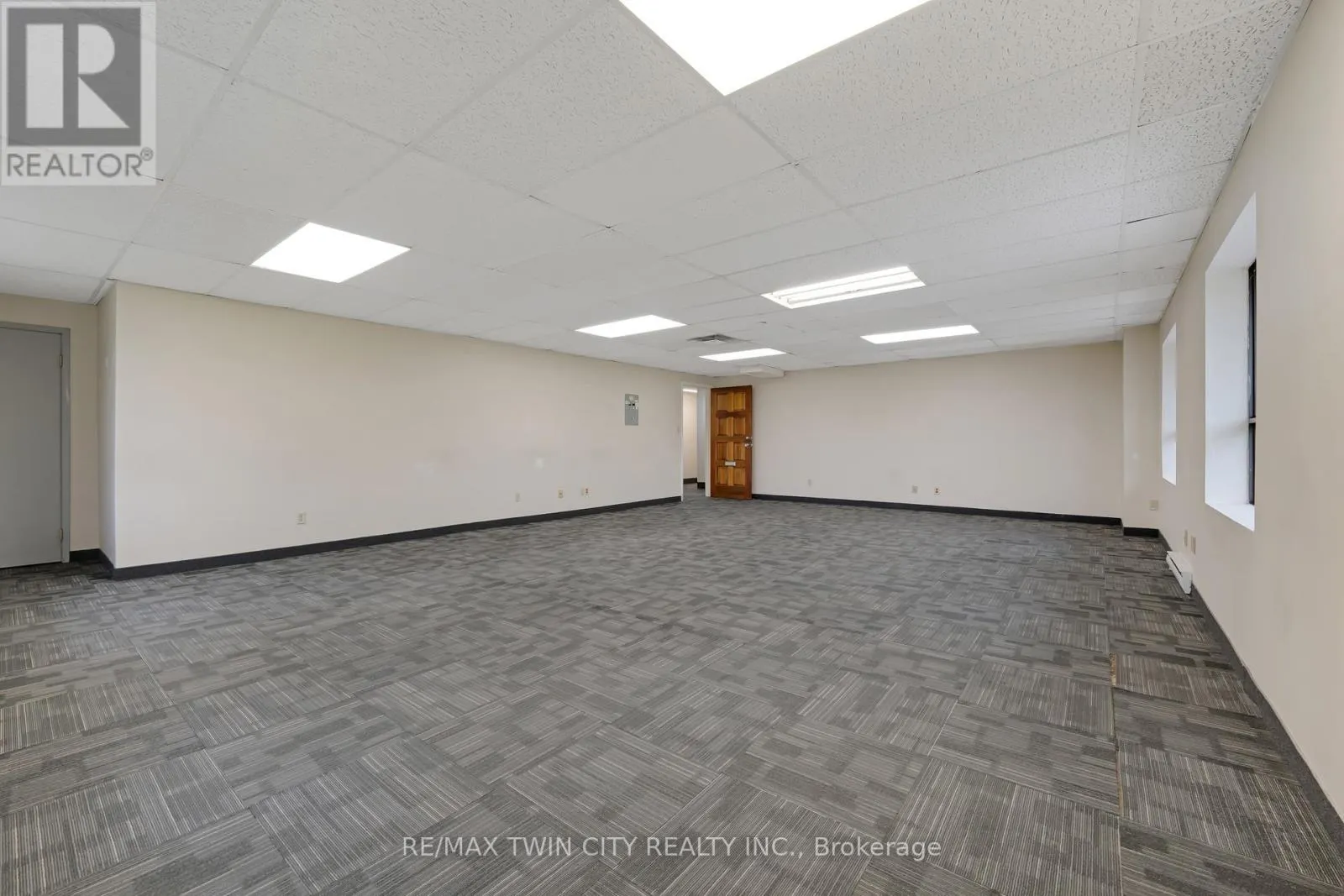 #204 - 181 GROH AVENUE