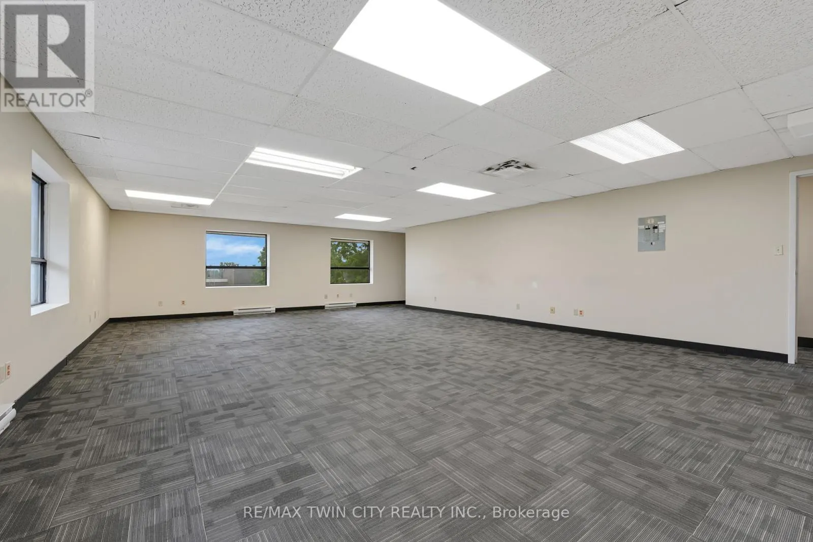 #204 - 181 GROH AVENUE