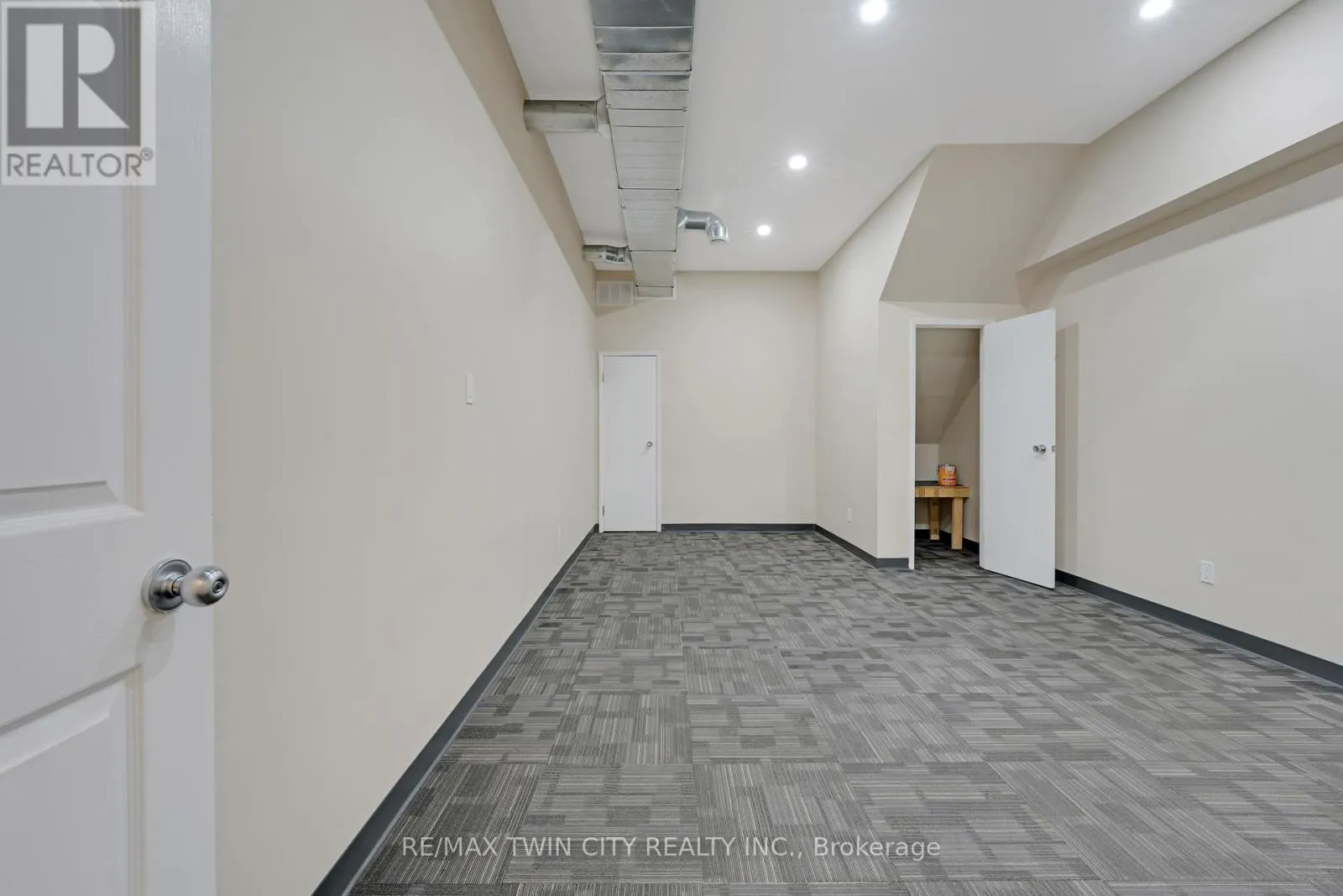 #103 - 181 GROH AVENUE