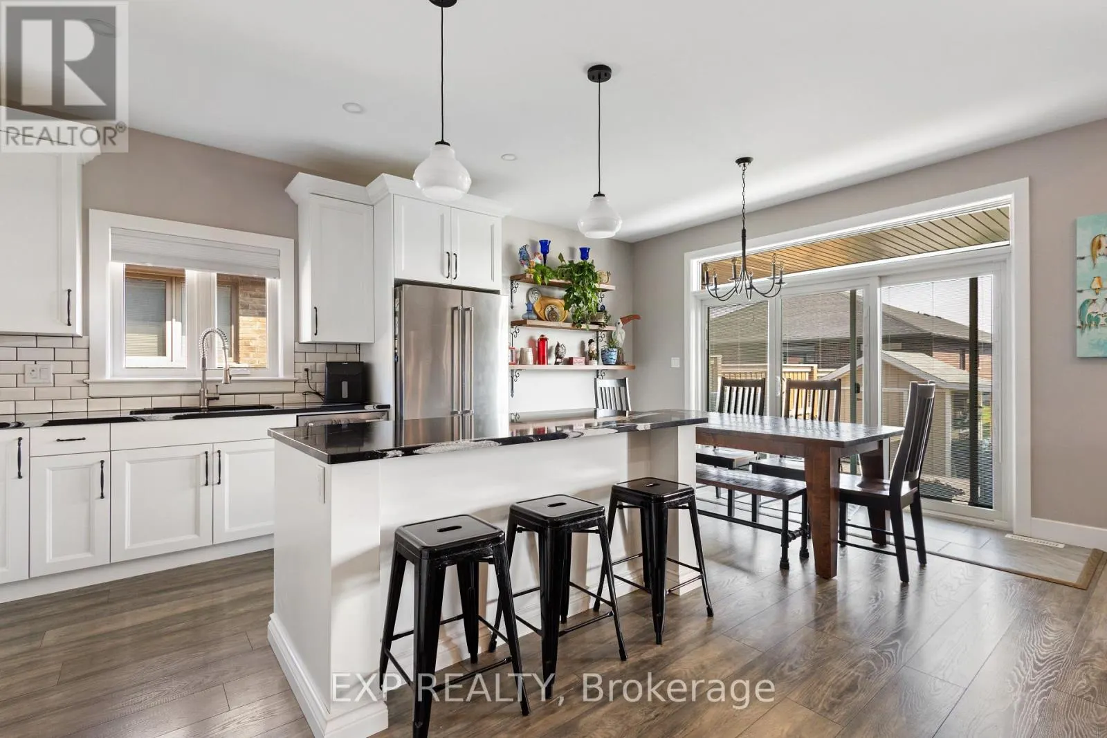 83 ESSEX DRIVE N