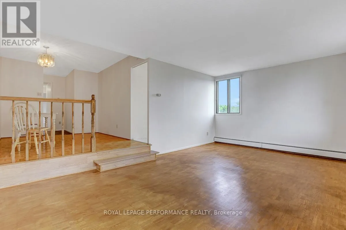 404 - 415 GREENVIEW AVENUE