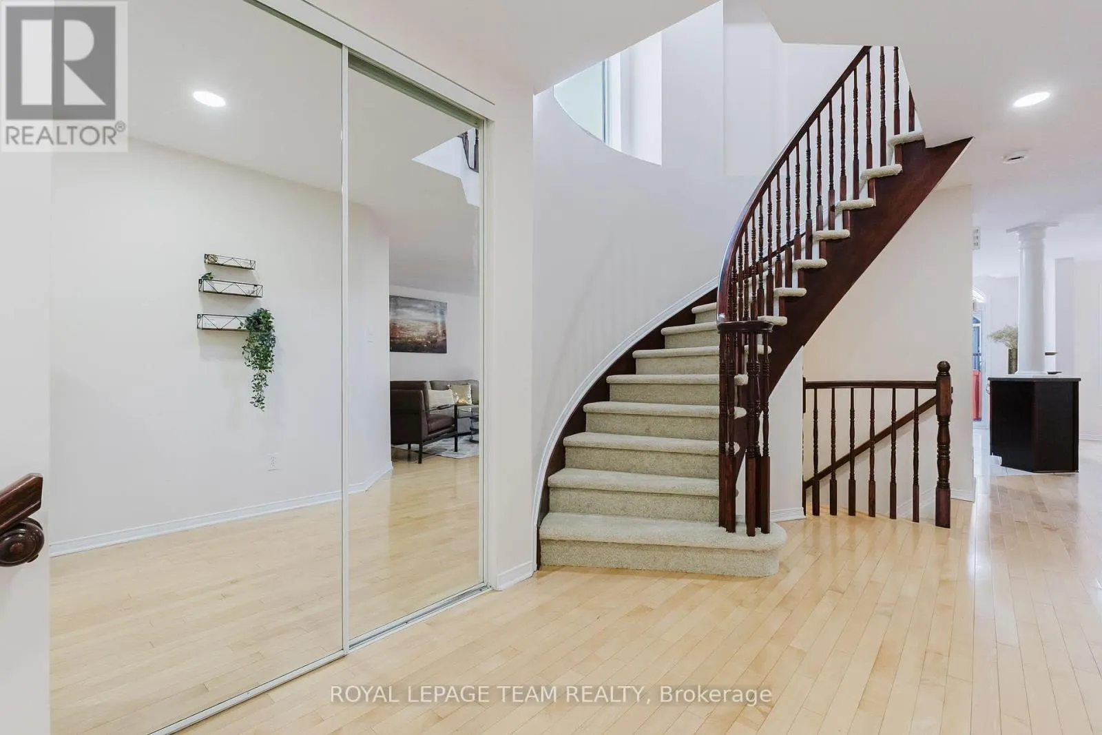 11 VILLANDRY STREET