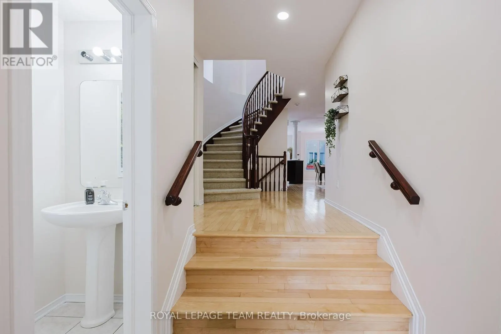 11 VILLANDRY STREET