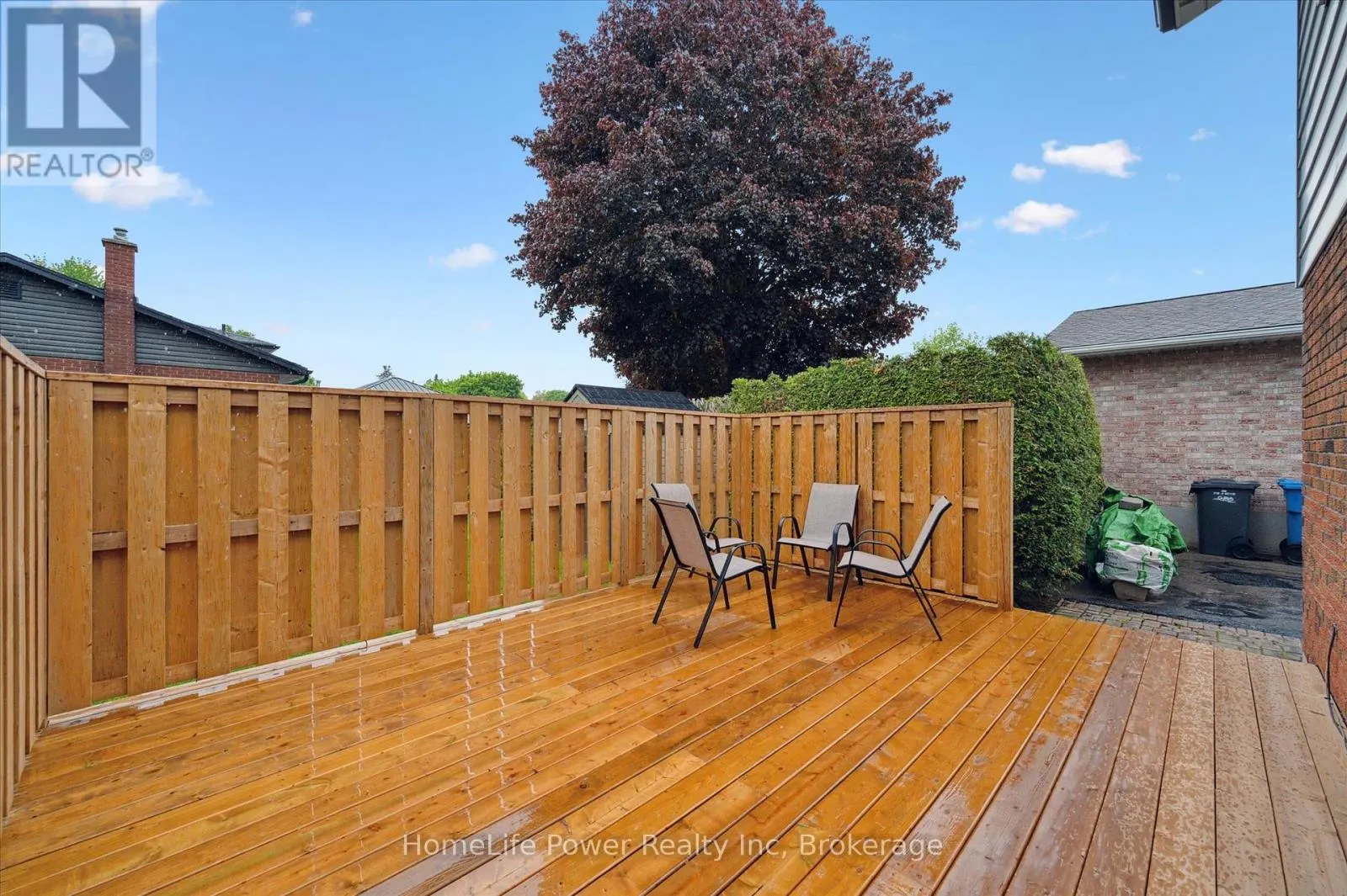 36 SANDERSON DRIVE