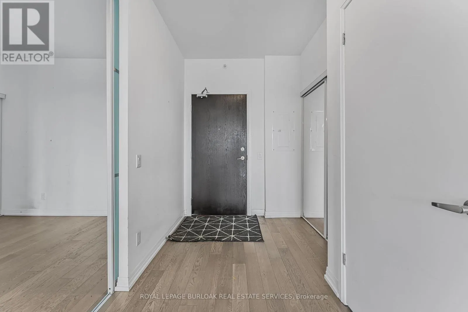 606 - 7711 GREEN VISTA GATE