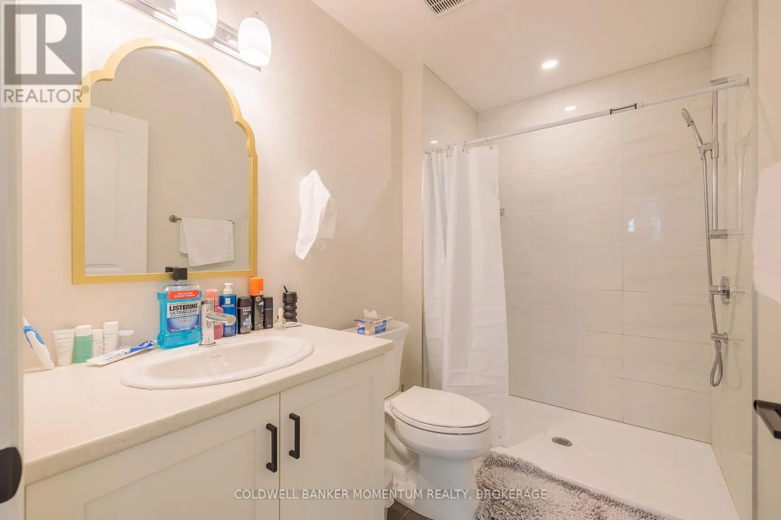 B - 153 B MOFFATT STREET, #B