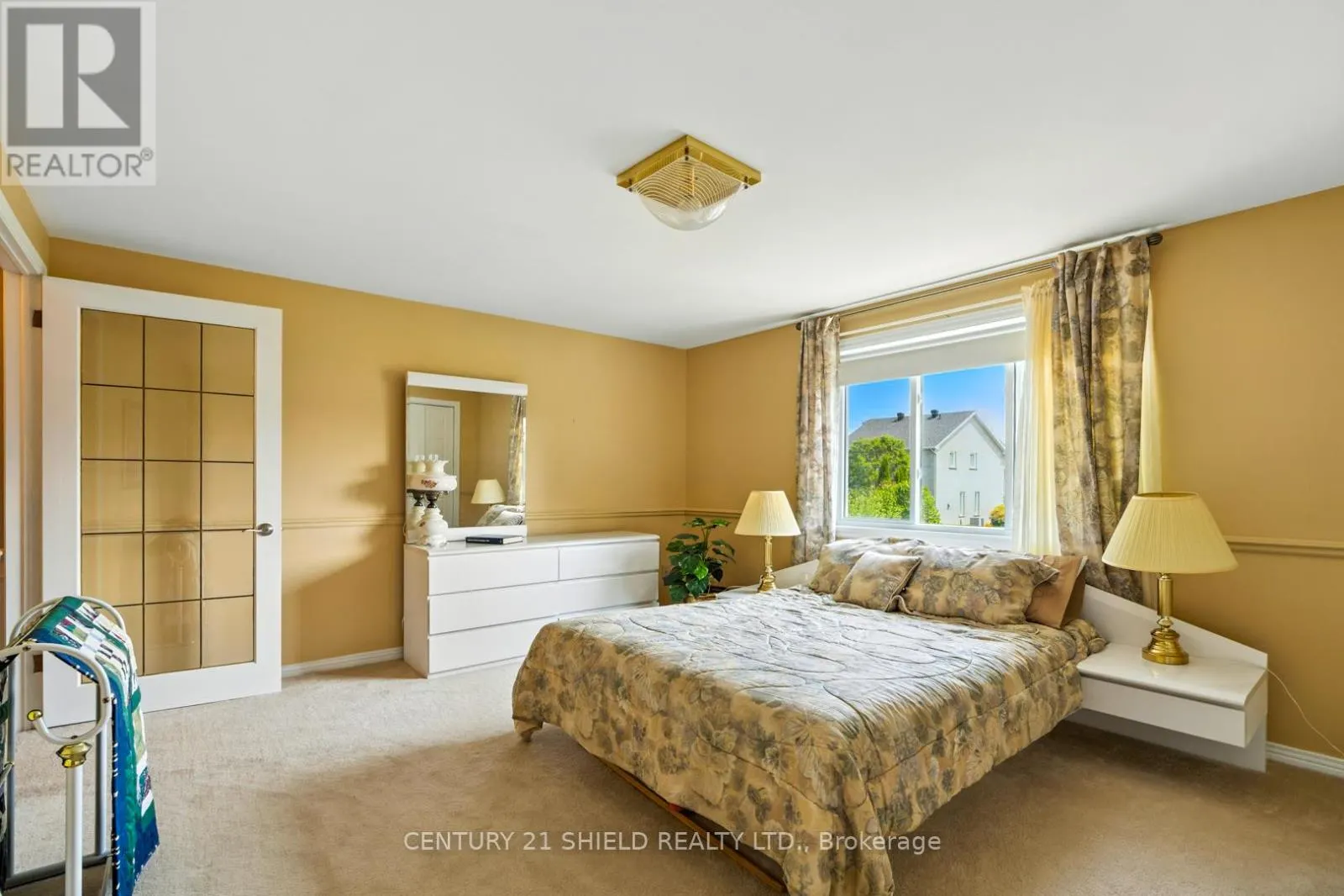 1989 BELVEDERE CRESCENT