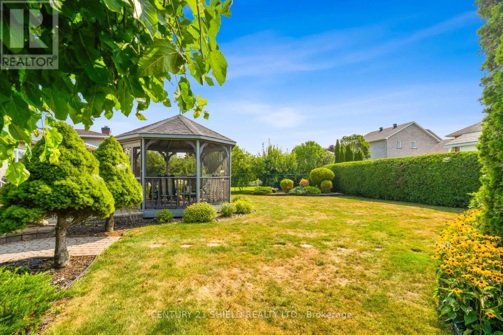 1989 BELVEDERE CRESCENT