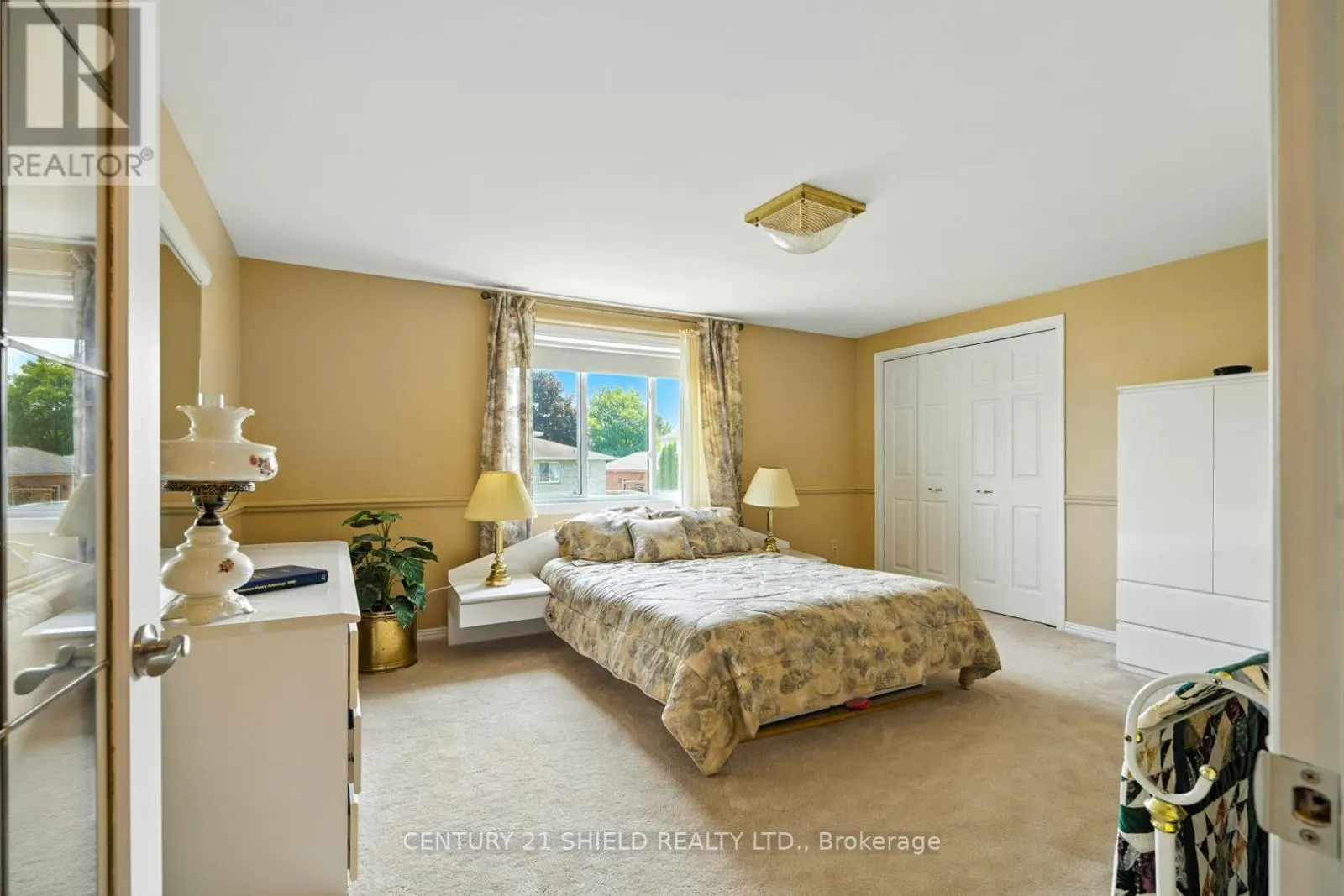1989 BELVEDERE CRESCENT