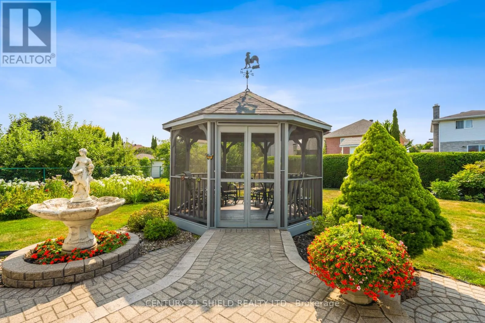 1989 BELVEDERE CRESCENT