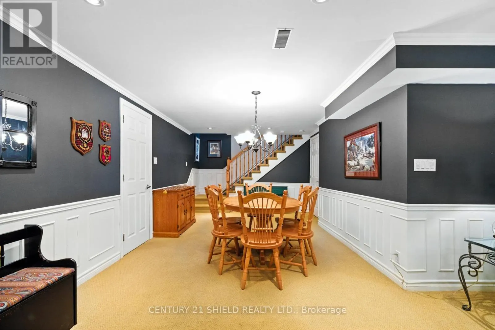 1989 BELVEDERE CRESCENT