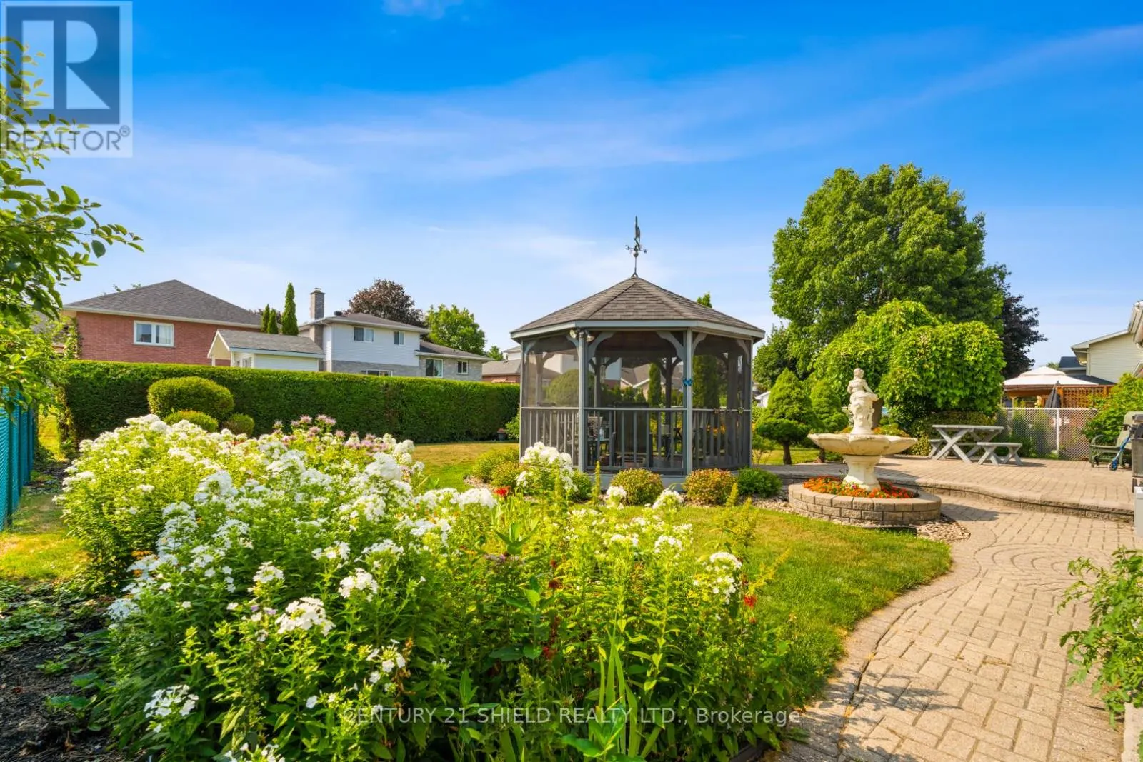 1989 BELVEDERE CRESCENT