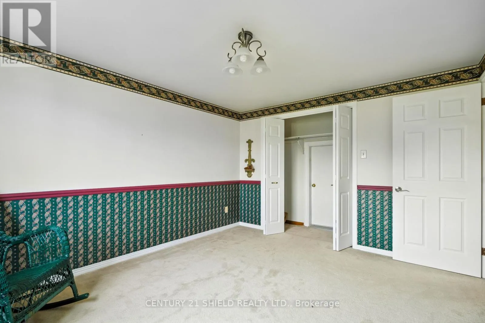 1989 BELVEDERE CRESCENT