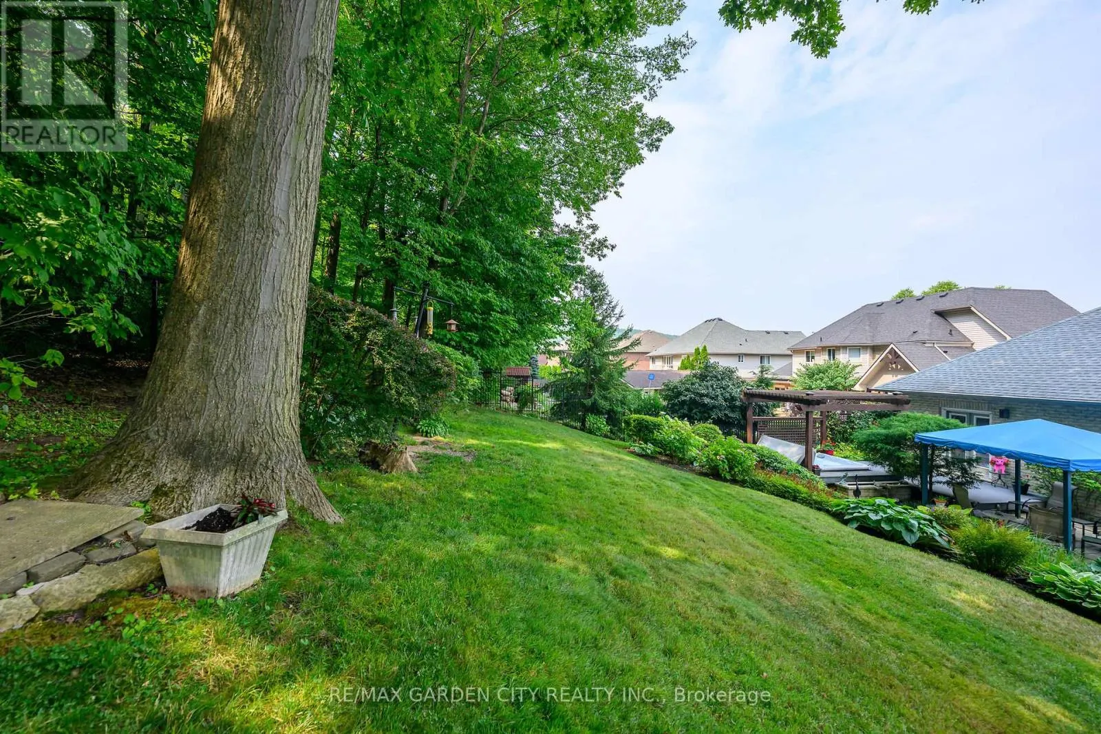 19 BELL AVENUE
