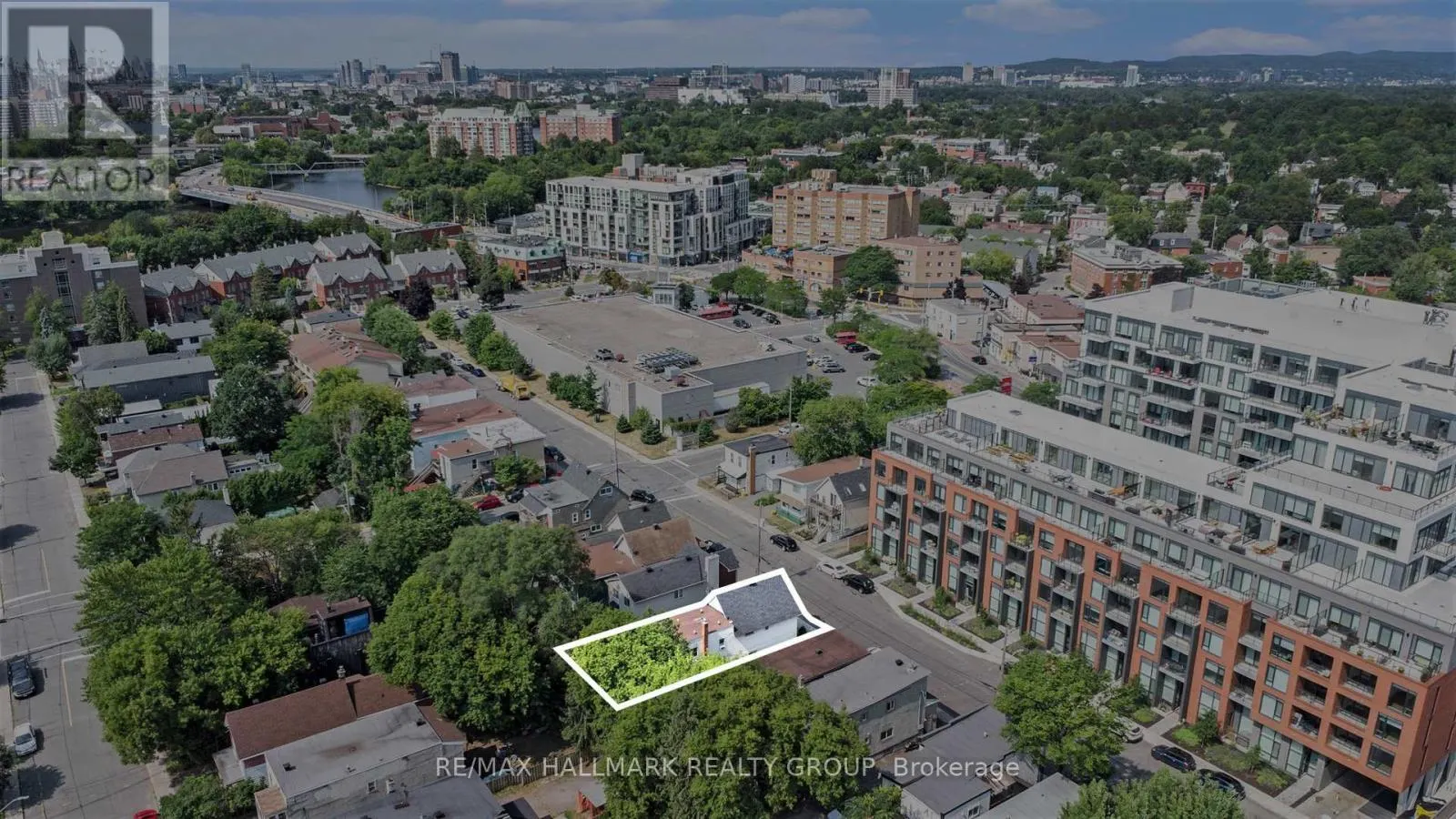 76 BARRETTE STREET