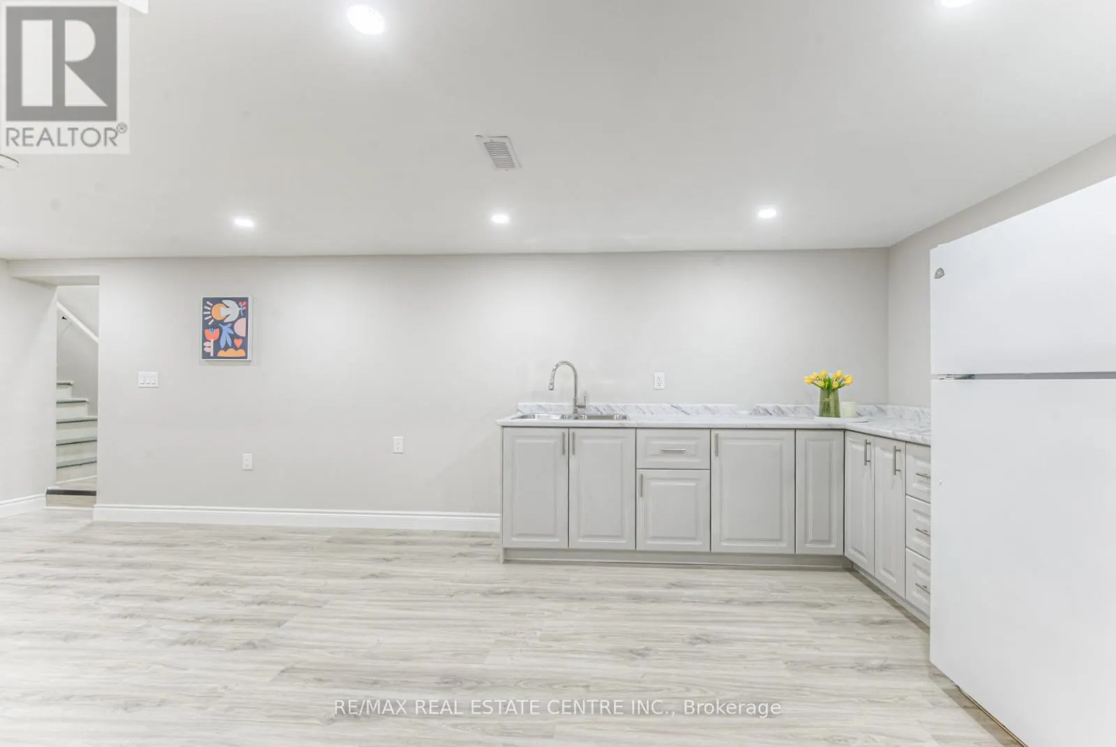 271 BEDFORD ROAD N