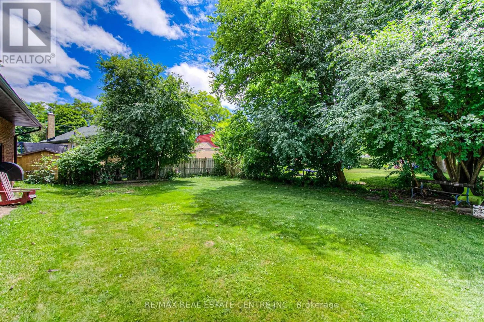 271 BEDFORD ROAD N