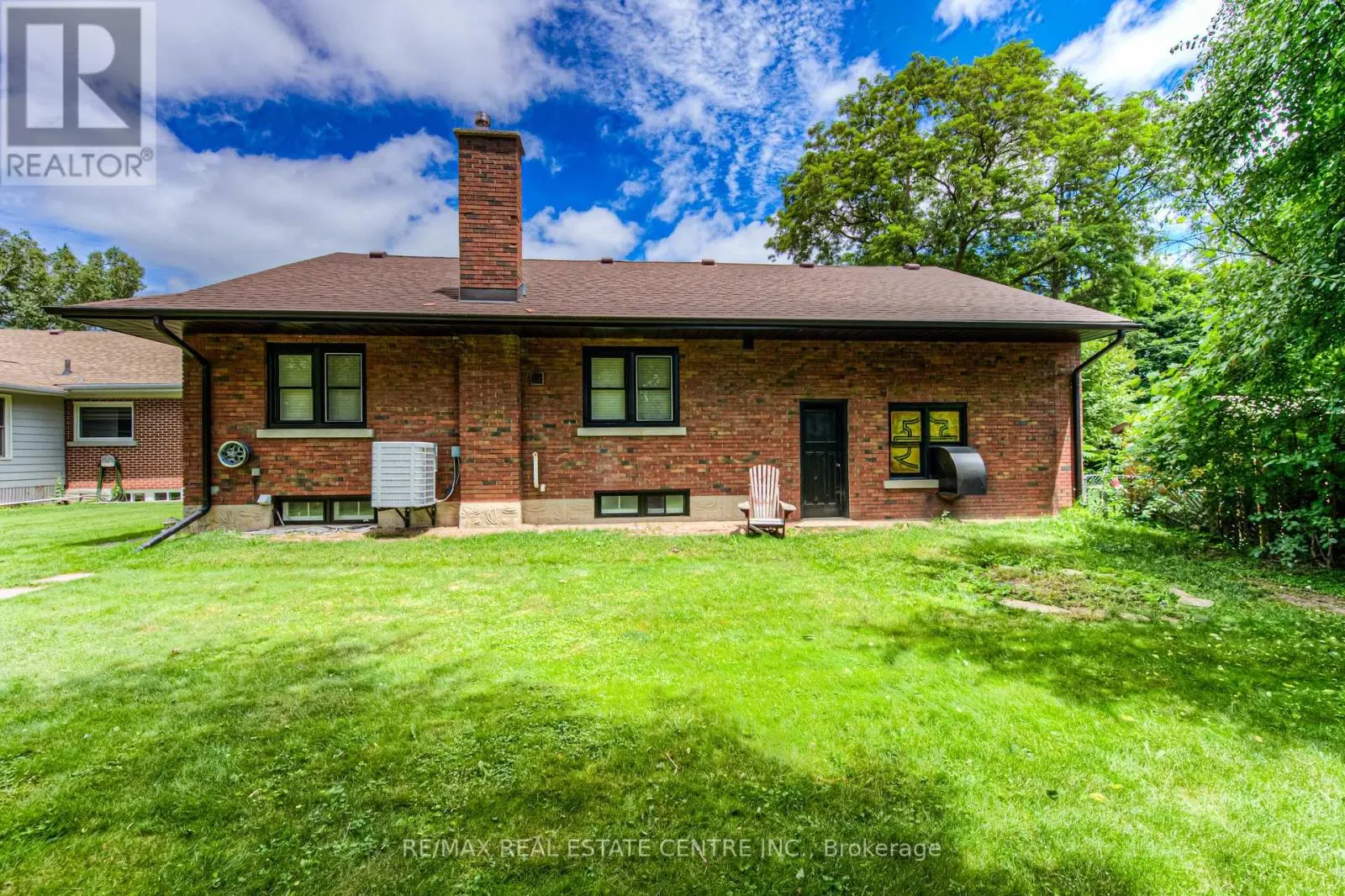 271 BEDFORD ROAD N