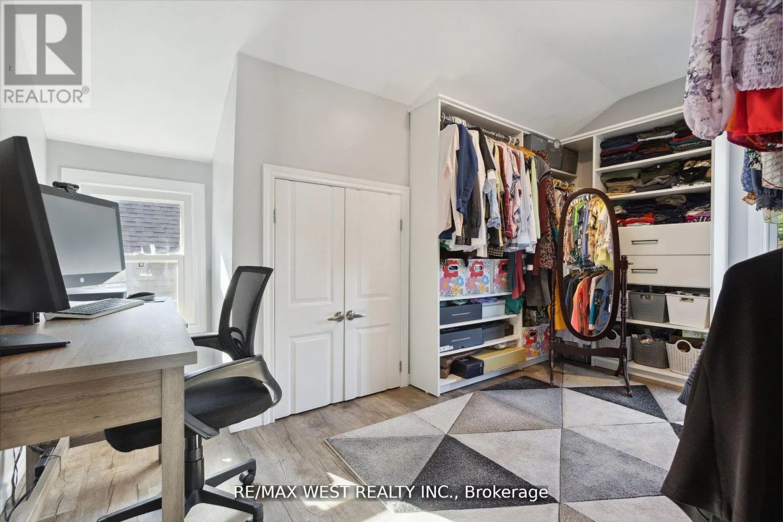 48 BURWELL STREET