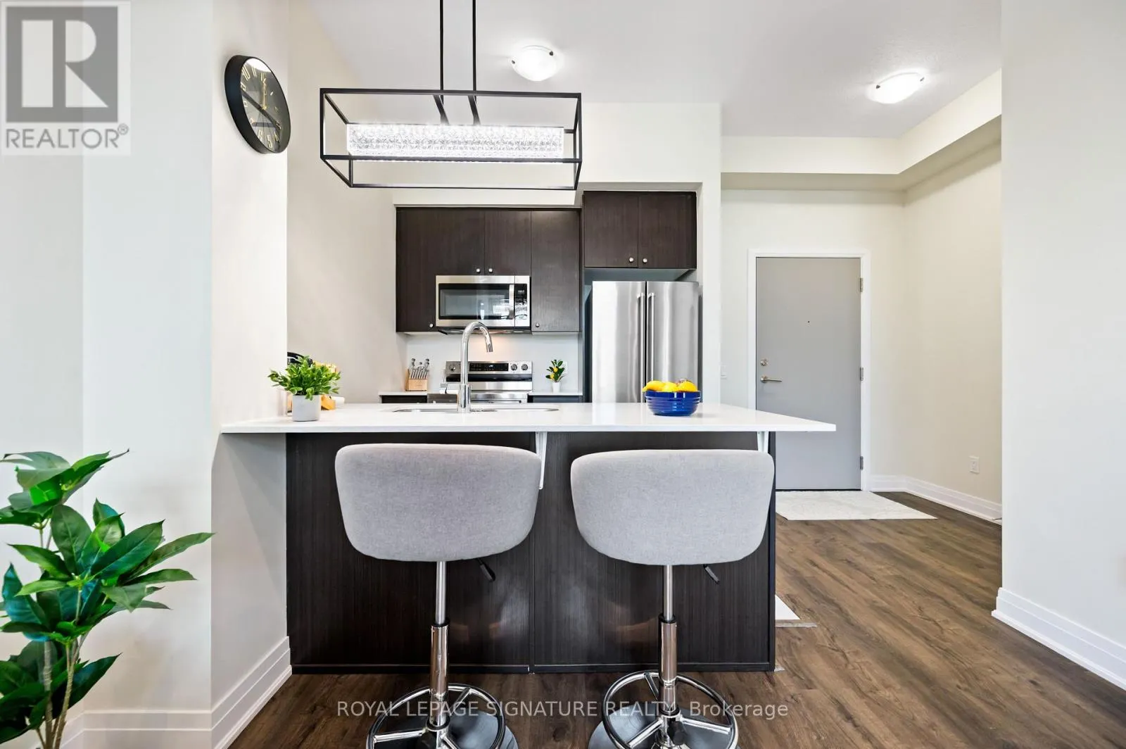 629 - 16 CONCORD PLACE