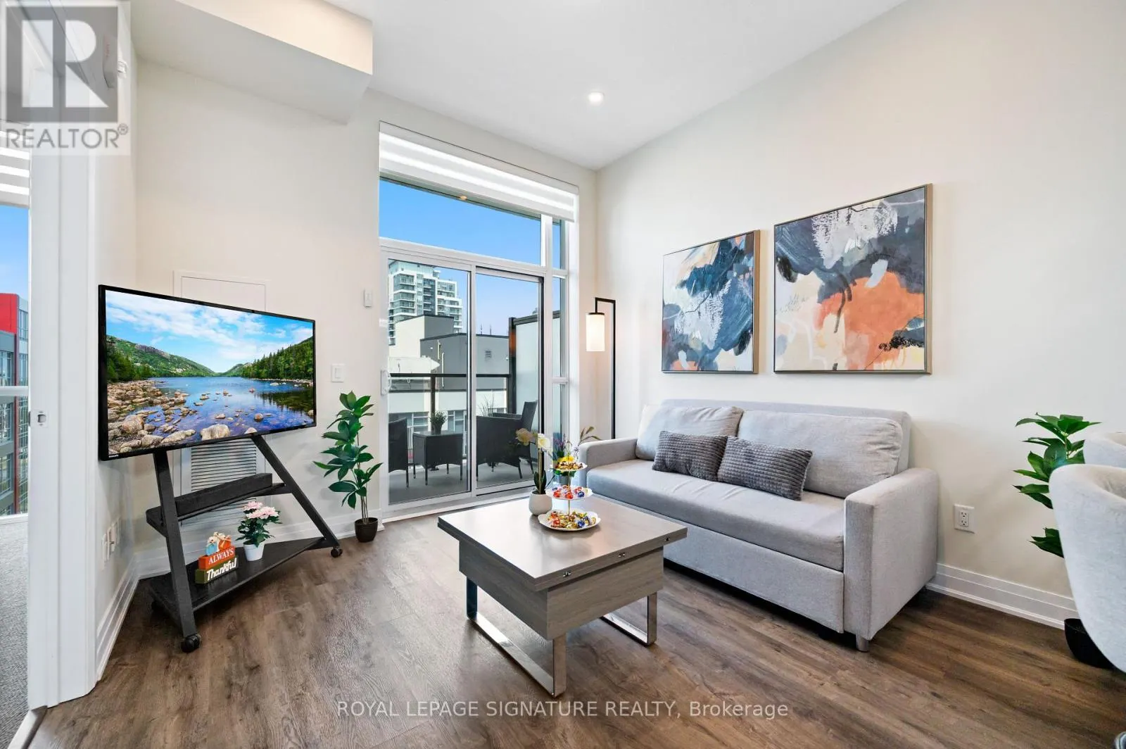 629 - 16 CONCORD PLACE