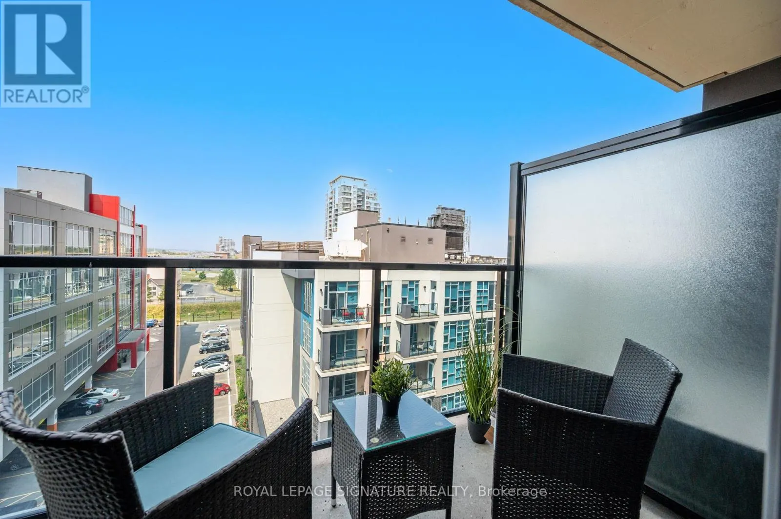 629 - 16 CONCORD PLACE