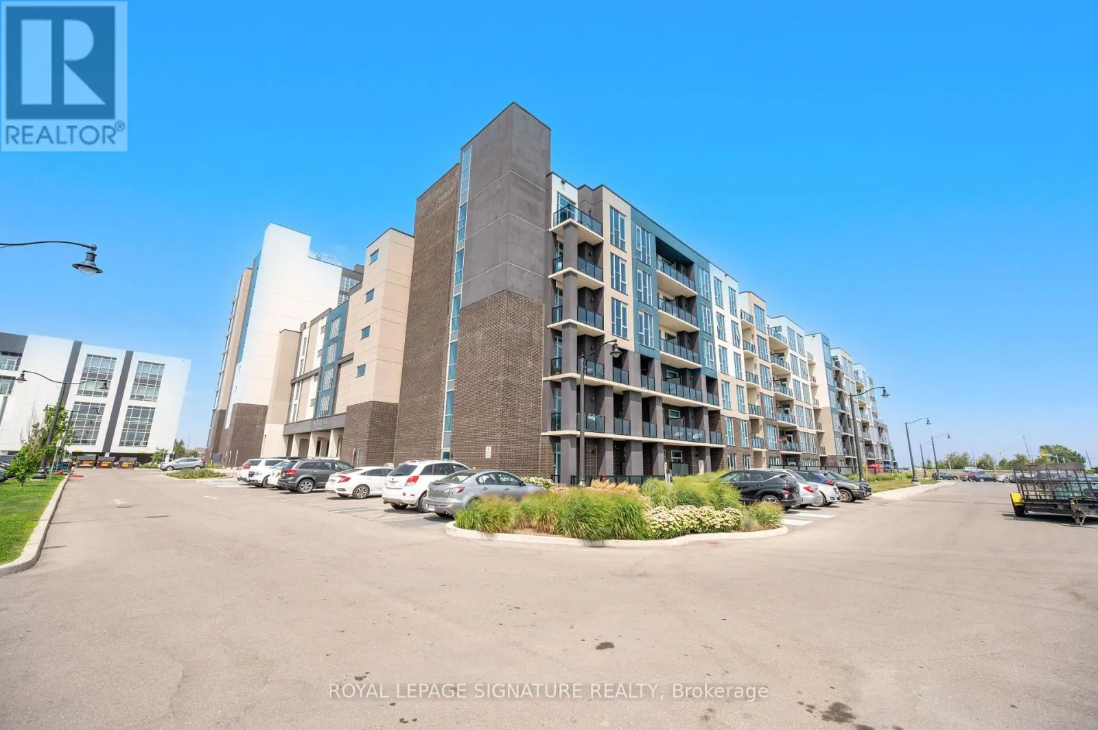 629 - 16 CONCORD PLACE