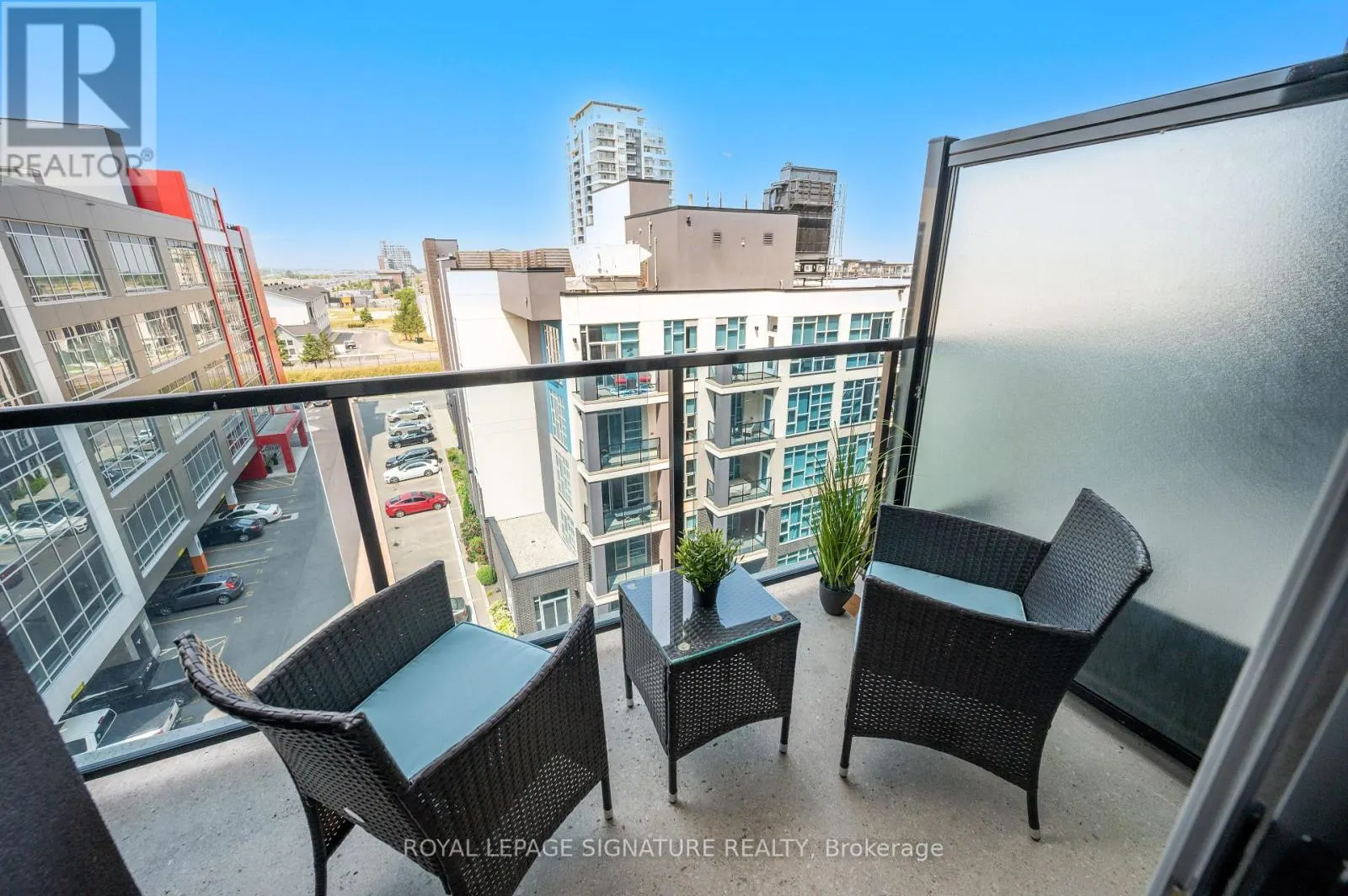 629 - 16 CONCORD PLACE