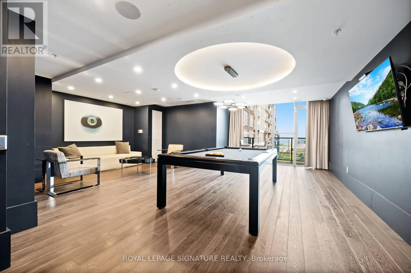 629 - 16 CONCORD PLACE