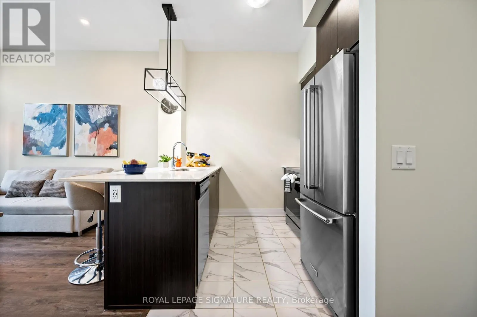 629 - 16 CONCORD PLACE