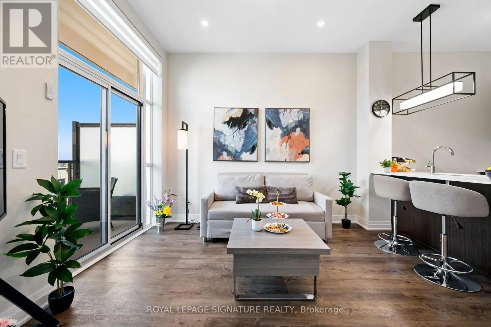 629 - 16 CONCORD PLACE